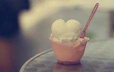 風過花落，經不起似水流年