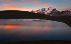 隋文帝晚年做过什么事？对隋朝有什么影响？他为什么要这样做？