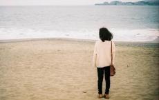 紧握一人心，白首不分离