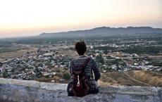 闹着闹着就散了