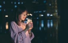 朋友圈古诗句说说大全 一身孤注掷温柔