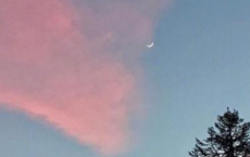 南州溽暑醉如酒，隐几熟眠开北牖全诗的意思_上句下句